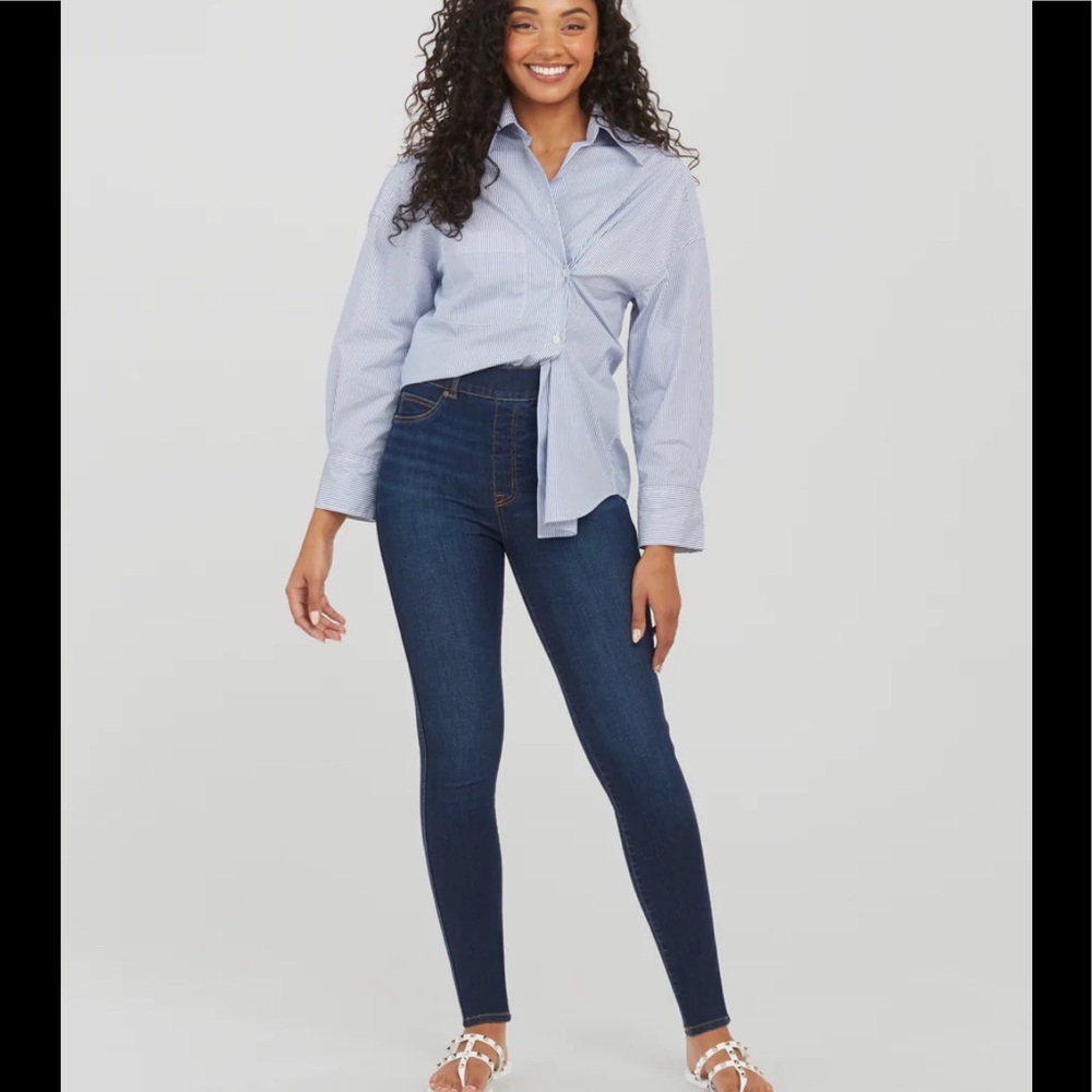 SPANX Ankle Skinny Jeans in Midnight Shade